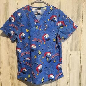 Sesame Street Cookie Monster Christmas Scrub Top Medium Nursing Healthcare